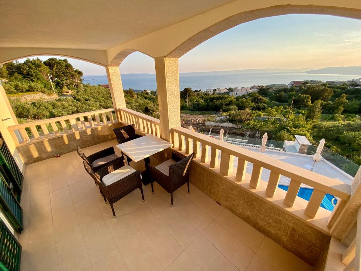 Villa Hills Makarska Exterior photo