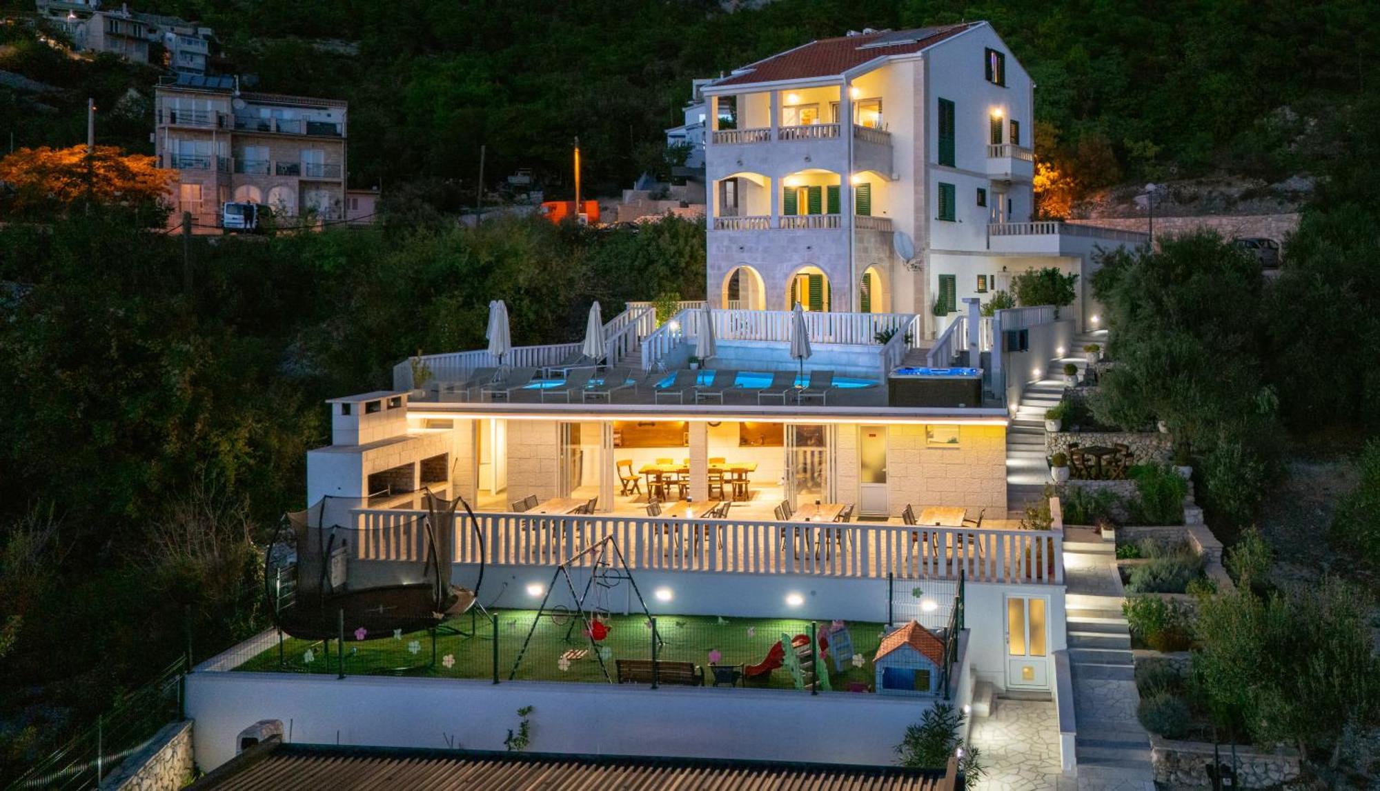 Villa Hills Makarska Exterior photo