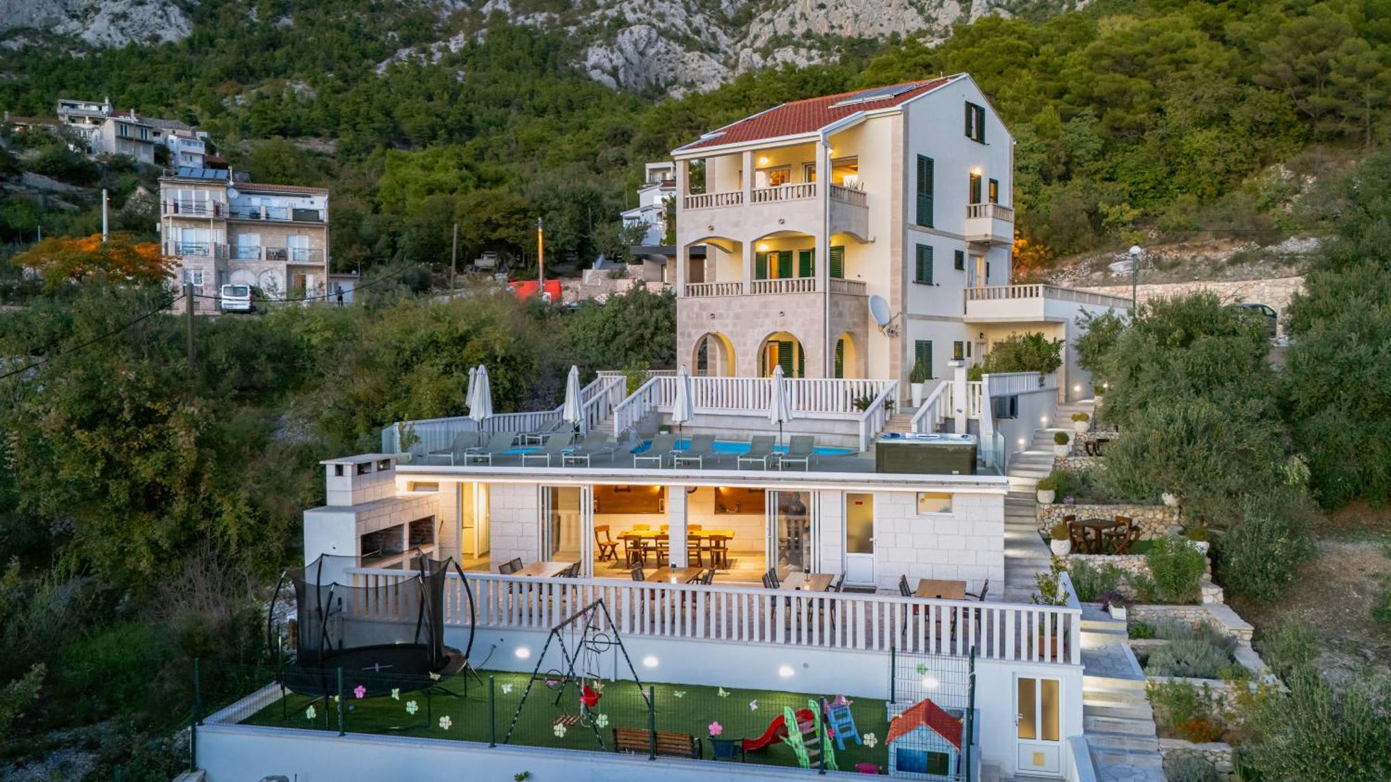 Villa Hills Makarska Exterior photo